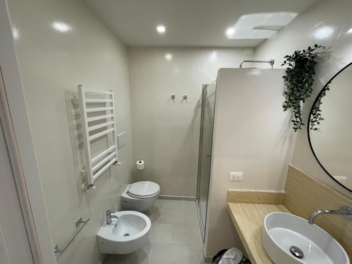 Quintus Luxury Suites Rzym Zewnętrze zdjęcie