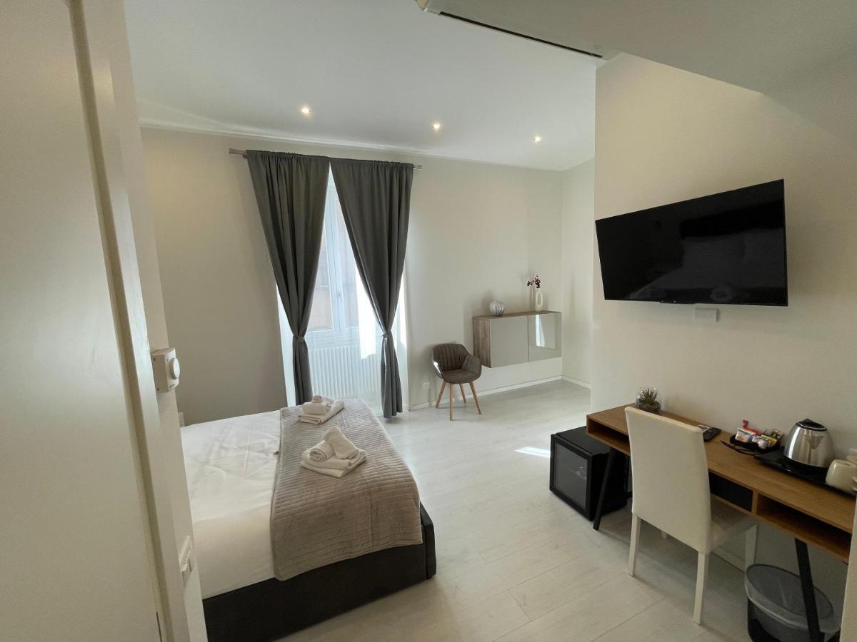 Quintus Luxury Suites Rzym Zewnętrze zdjęcie